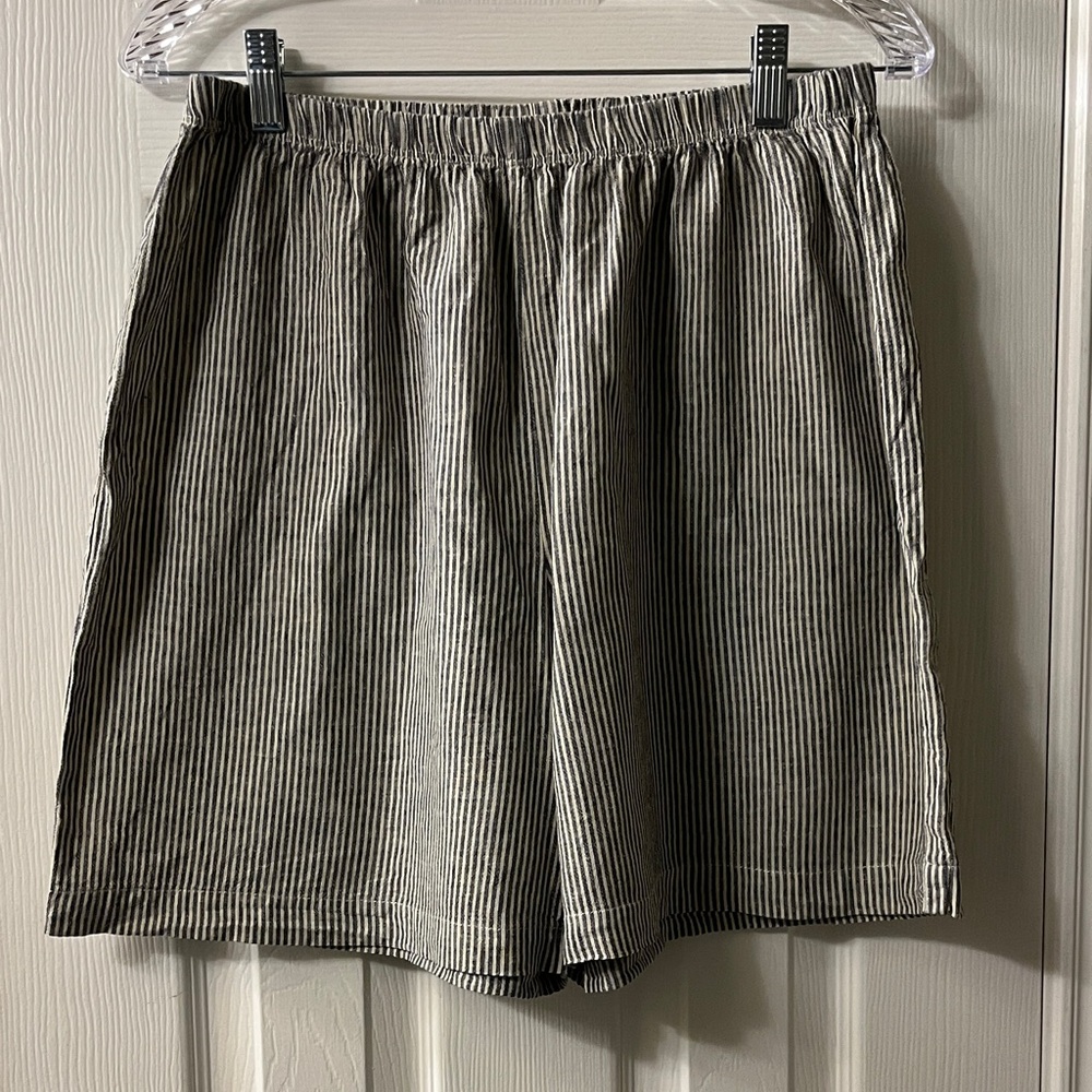 LA Relaxed Linen Simple Short Striped white and blue Shorts - medium